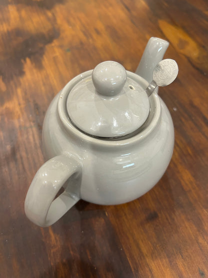 Accessories - Round Betty Teapot